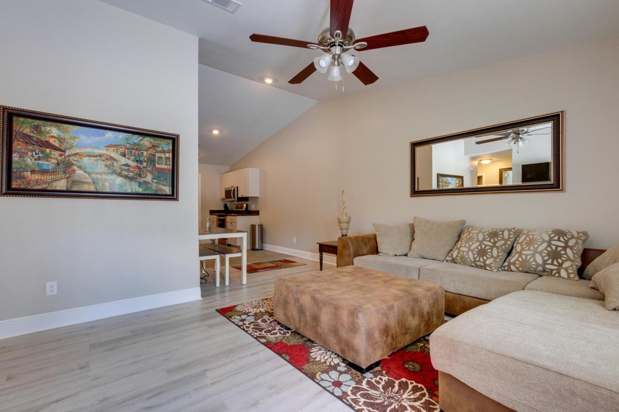Dog-Friendly Pensacola Duplex About 7 Mi To Downtown Διαμέρισμα Εξωτερικό φωτογραφία